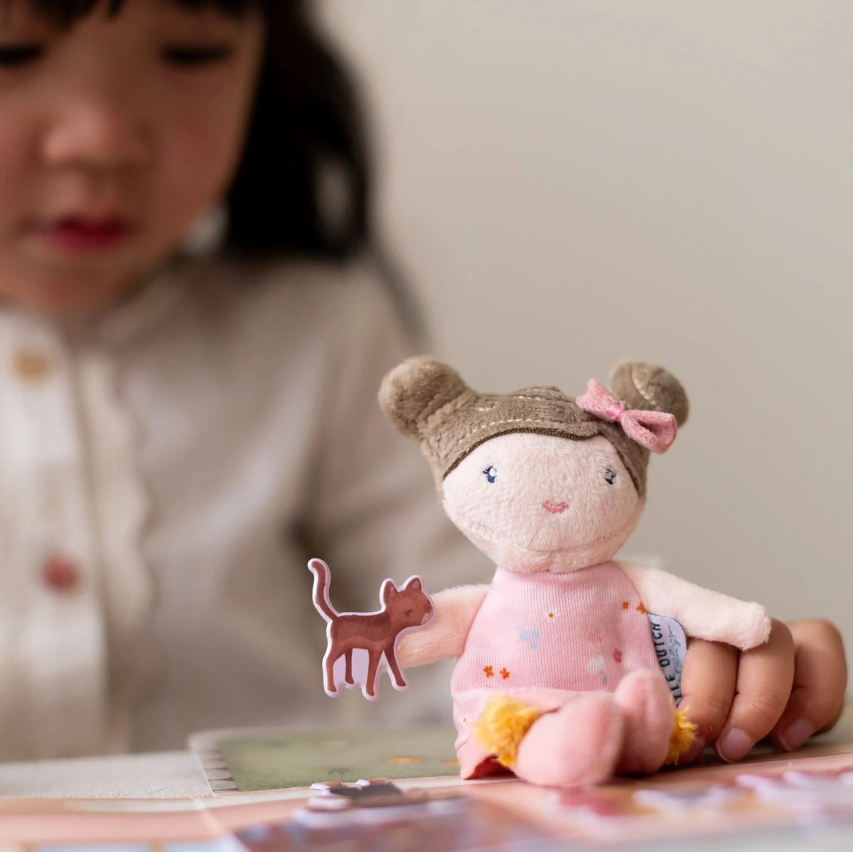 Little Dutch Stickerbuch mit Rosas Haus zum kreativen Gestalten für Kinder ab 3 Jahren