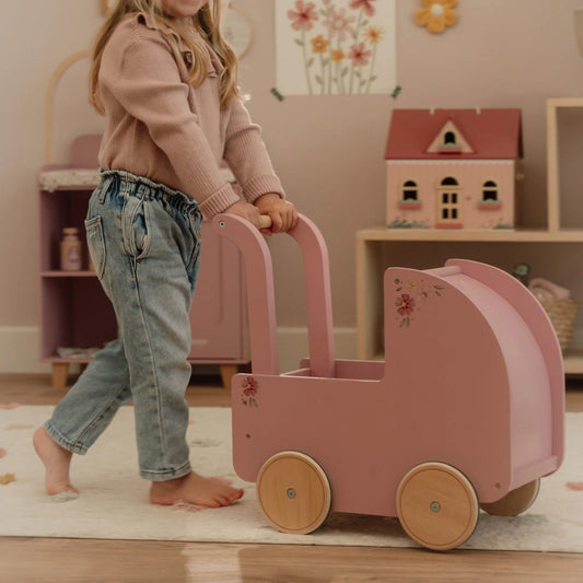 Little Dutch rosa Puppenwagen Holz mit Textilien – Detailansicht