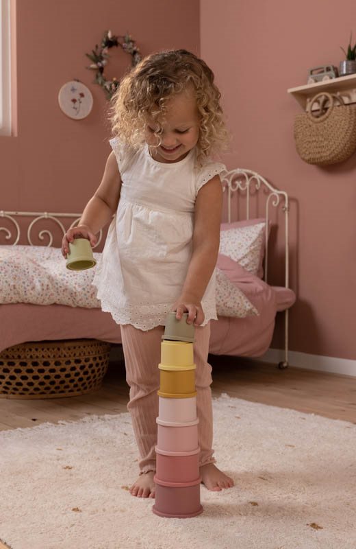 Little Dutch Stapelbecher Rosa 8-teilig – Detailansicht