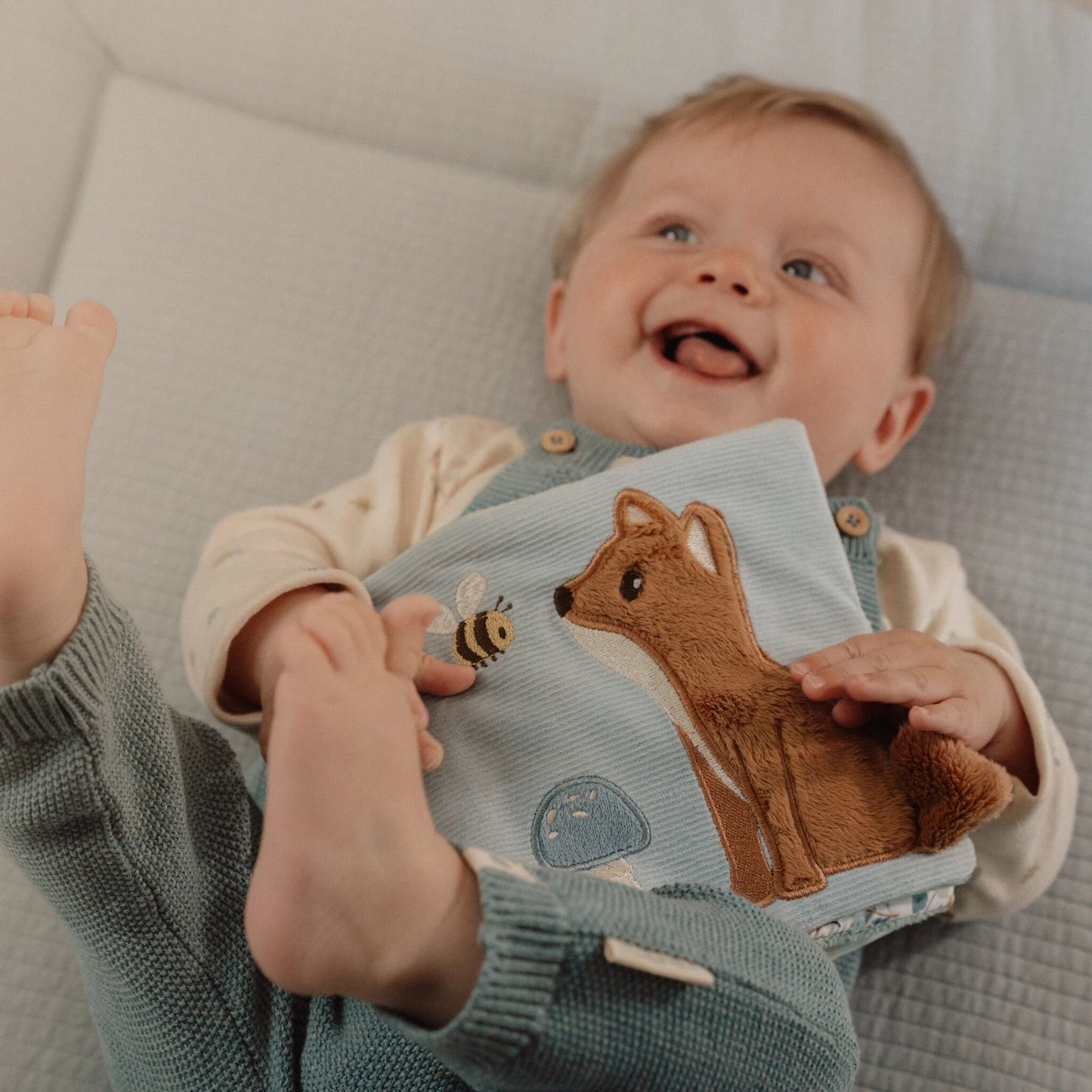 Little Dutch Stoffbuch mit Aktivitäten blau - Forest Friends – Detailansicht