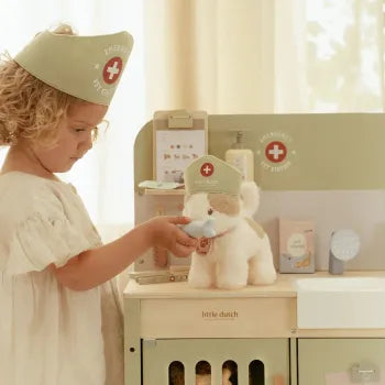 Little Dutch Tierarztpraxis Holz Grün FSC