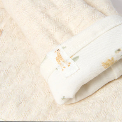 Details Umschlag am Ärmel der Wendejacke von  Little Dutch - Beige Aussenseite