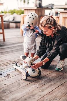 Scoot & Ride Highwaykick 1 ash - 2 in 1 Kickboard mit Sitz - 1-5 Jahre